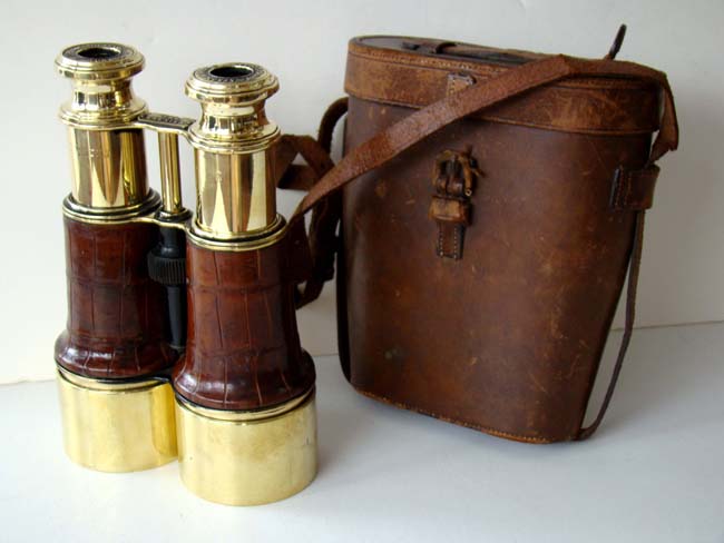 An exceptionally fine pair of Antique Binoculars dated 1901 and made by "W.Watson & Sons, Opticians, 313 High Holborn str., London."